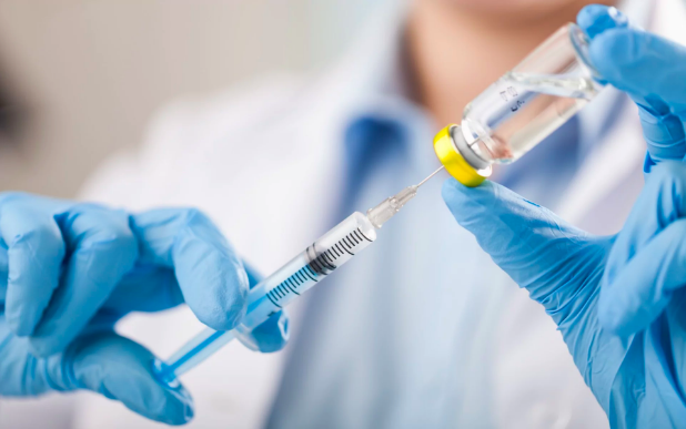VIDEO: Lưu ý tiêm vắc xin trước và sau ghép thận