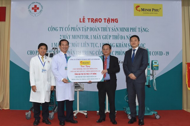 Tập đoàn Thủy sản Minh Phú tài trợ trang thiết bị y tế cho Bệnh viện Nhân dân 115 phục vụ phòng chống dịch Covid-19